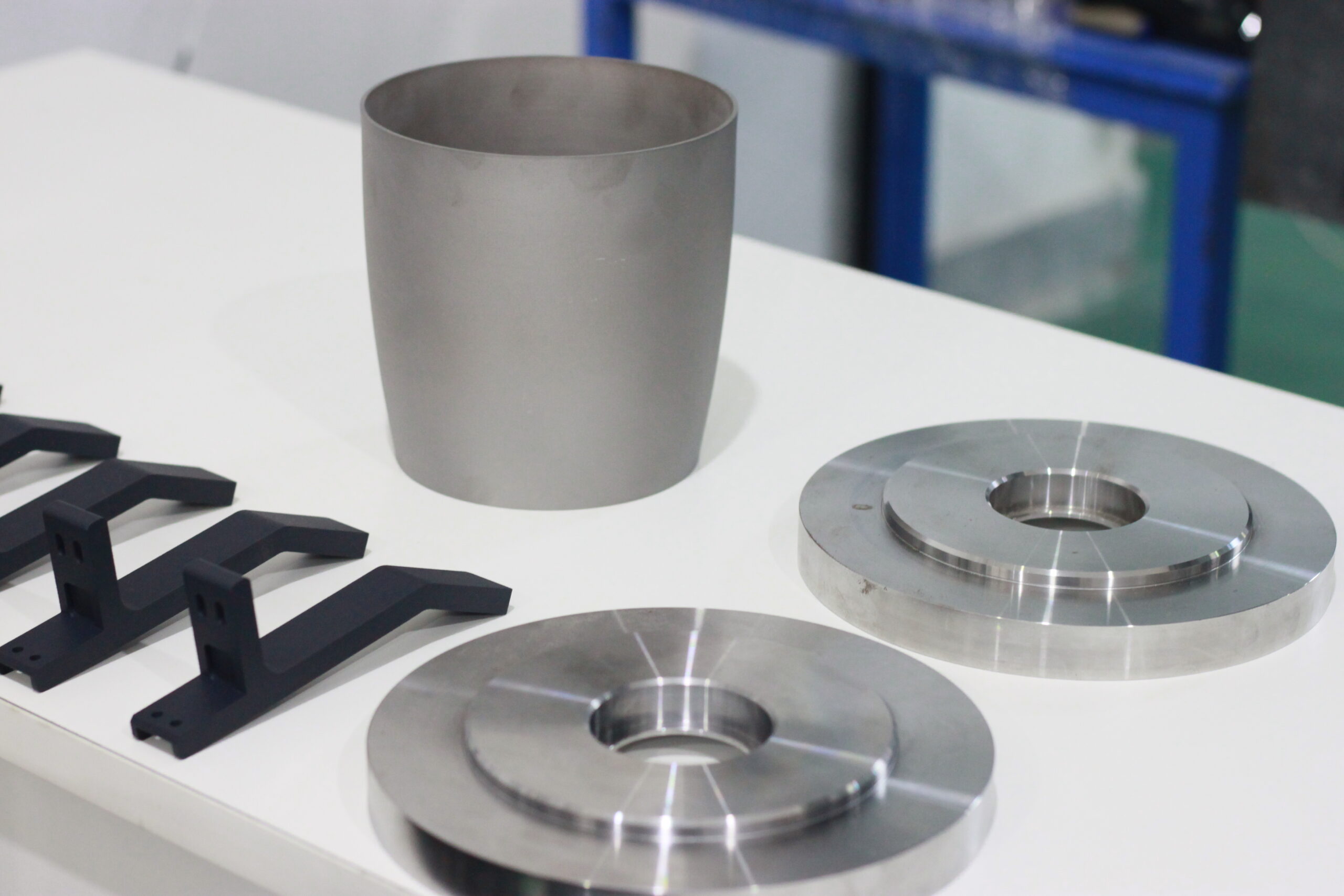 XMAKE’s 3D printing titanium parts