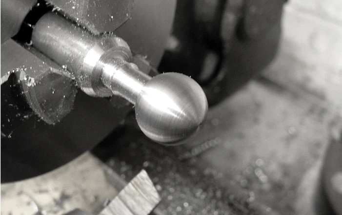 Ball turning