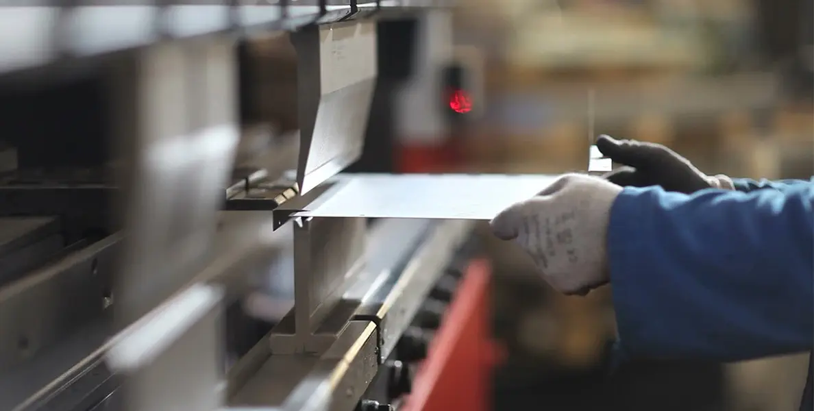 XMAKE-working process of sheet metal fabrication